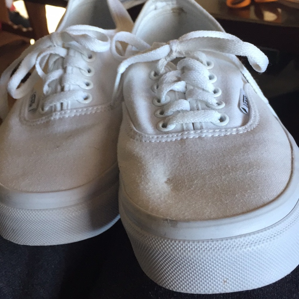 Classic lace up Vans sneakers